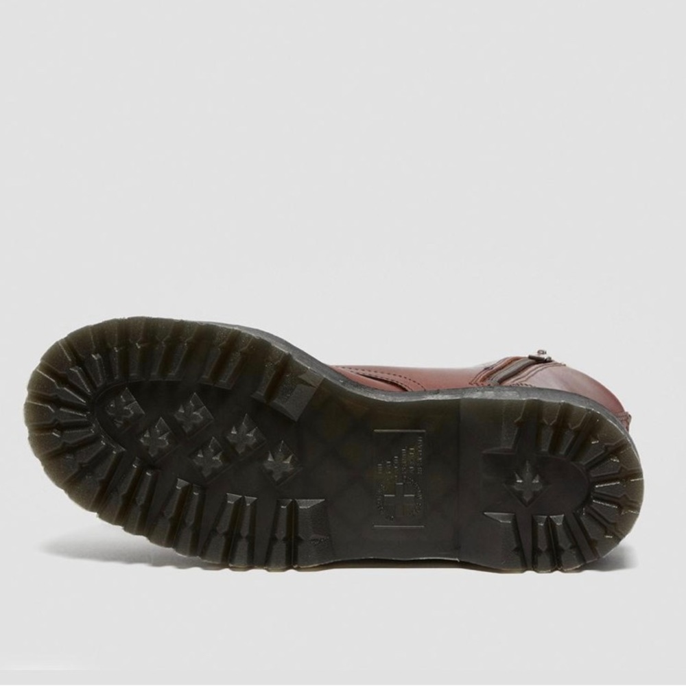 NEW DR MARTENS JADON FAUX FUR LINED PLATFORM BOOTS - Picture 7 of 7